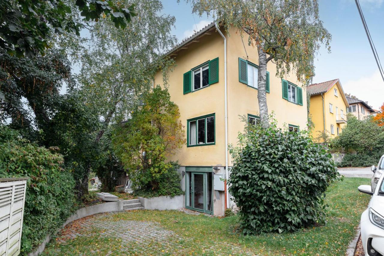 Fantastic 4 Bedroom Home In Bromma With Everything Stockholm Buitenkant foto