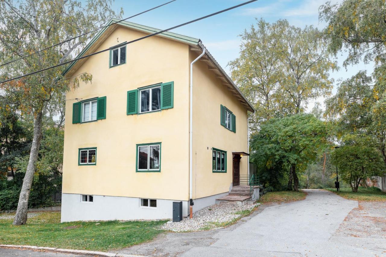 Fantastic 4 Bedroom Home In Bromma With Everything Stockholm Buitenkant foto