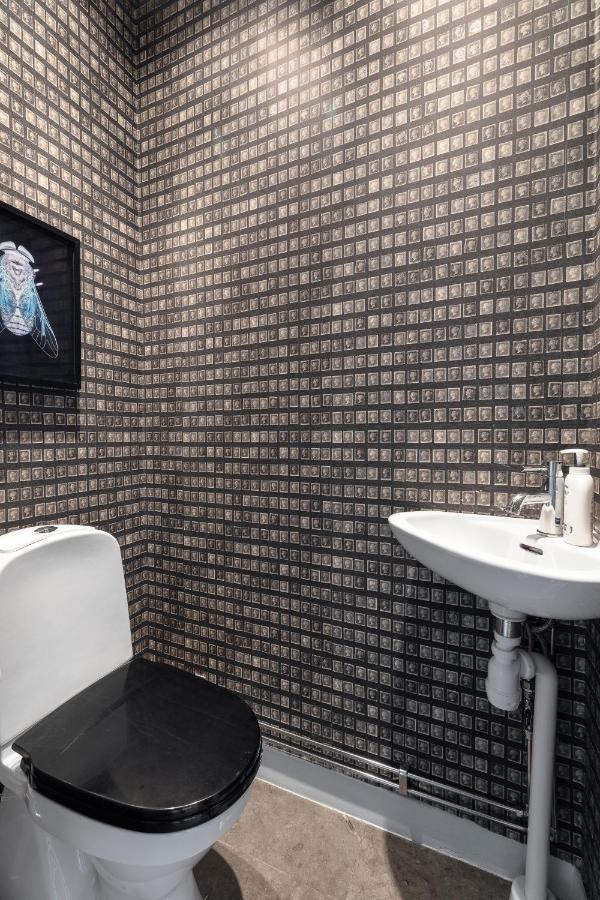 Fantastic 4 Bedroom Home In Bromma With Everything Stockholm Buitenkant foto